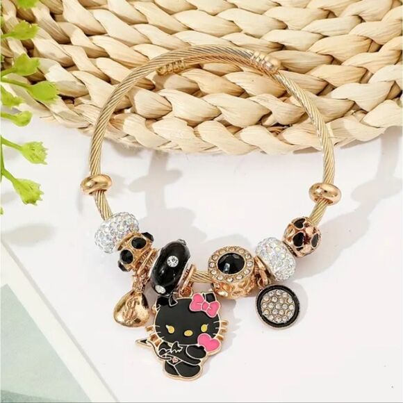 Hello Kitty Charm Pendant Black & Gold Tone Bangle Bracelet - Picture 4 of 4
